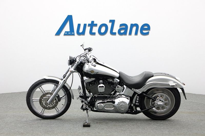 Harley-Davidson Deuce bild 9
