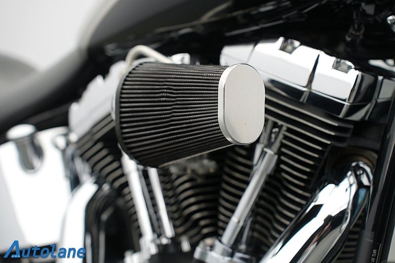 Harley-Davidson Deuce bild 18