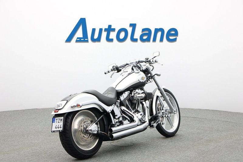 Harley-Davidson Deuce bild 5