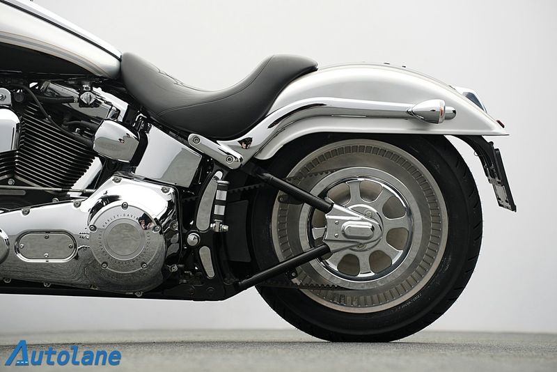 Harley-Davidson Deuce bild 15