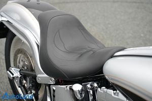 Harley-Davidson Deuce bild 17