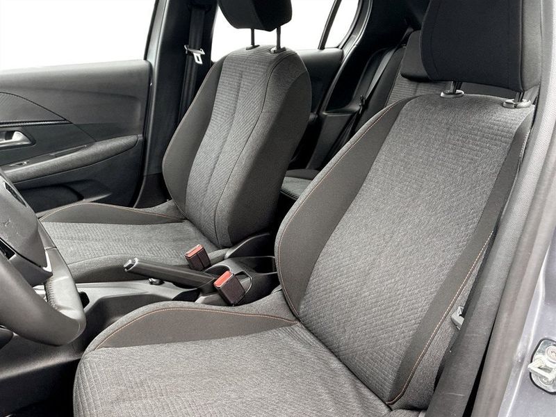 Peugeot 208 bild 4