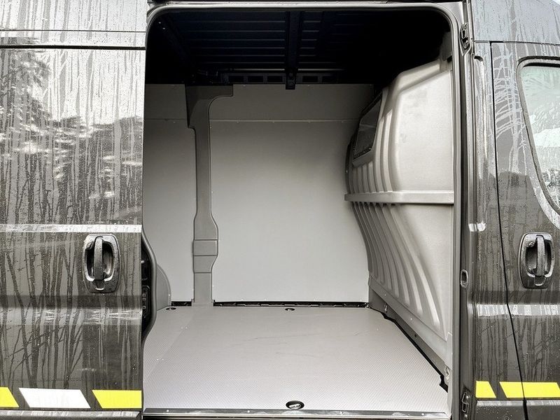 Opel Movano bild 7
