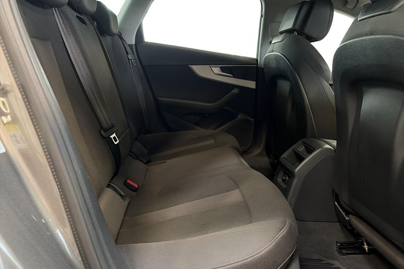 Audi A4 bild 22