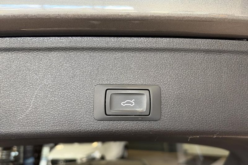 Audi A4 bild 24