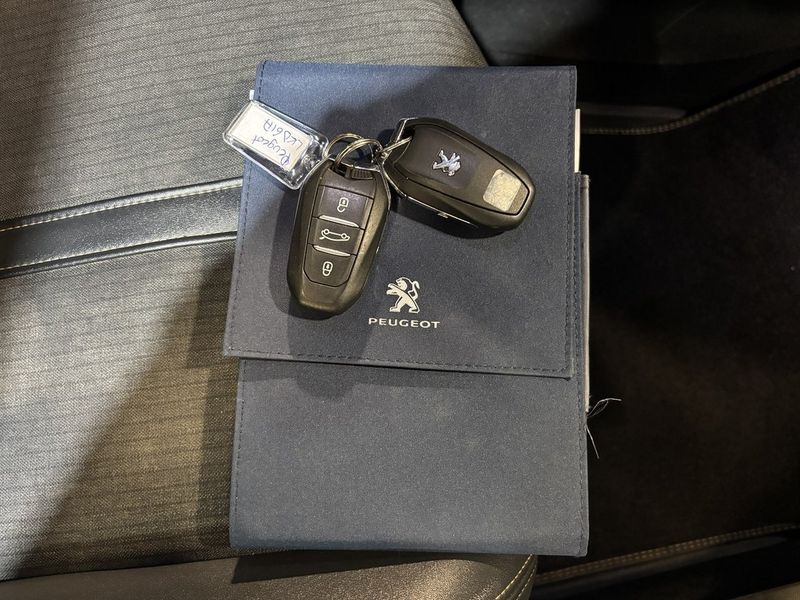 Peugeot 5008 bild 24