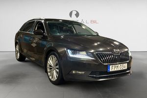 Skoda Superb bild 9