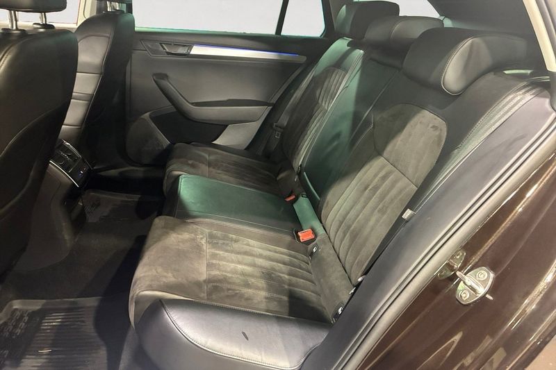 Skoda Superb bild 14