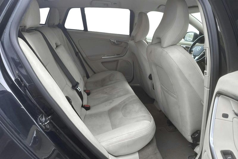 Volvo V60 bild 8