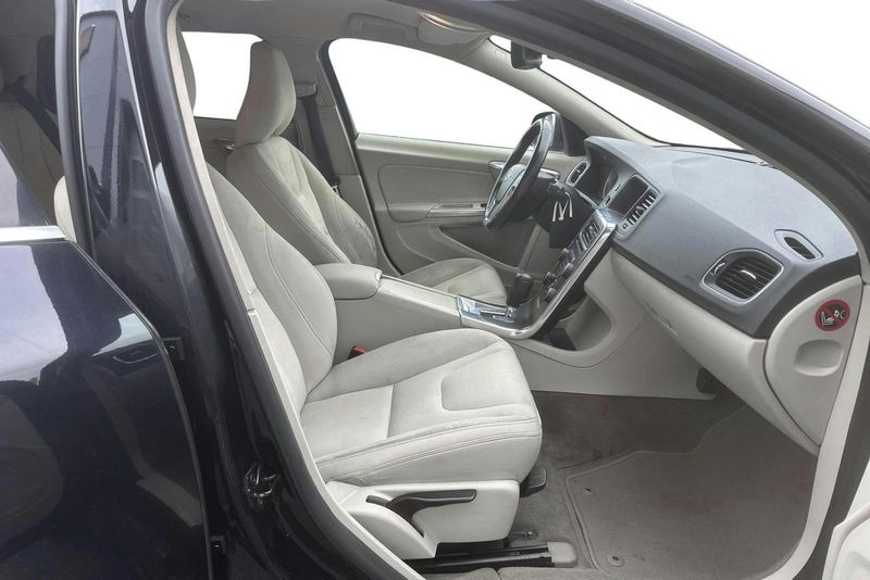 Volvo V60 bild 7