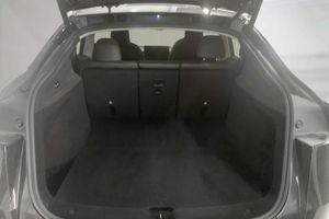 Tesla Model Y bild 9