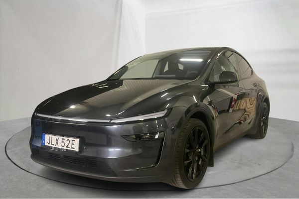 Tesla Model Y Long Range Dual Motor AWD - 2025
