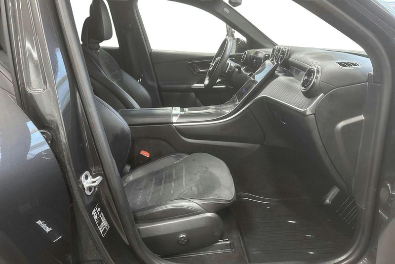 Mercedes GLC300 bild 7