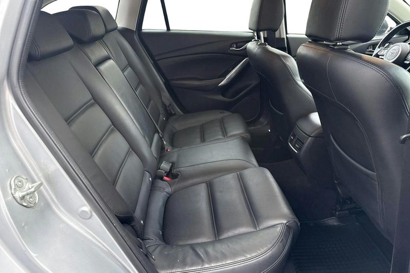 Mazda 6 bild 8