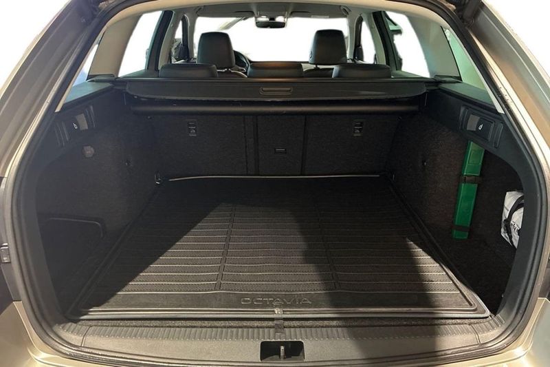 Skoda Octavia bild 9