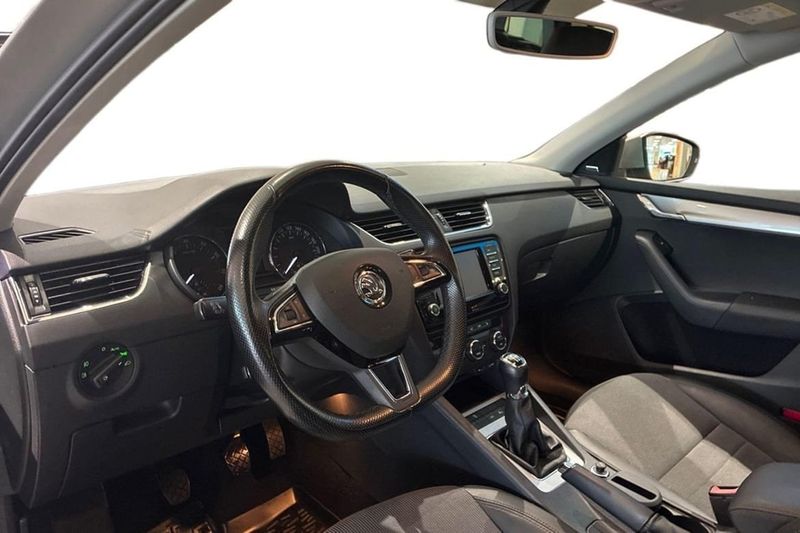 Skoda Octavia bild 12