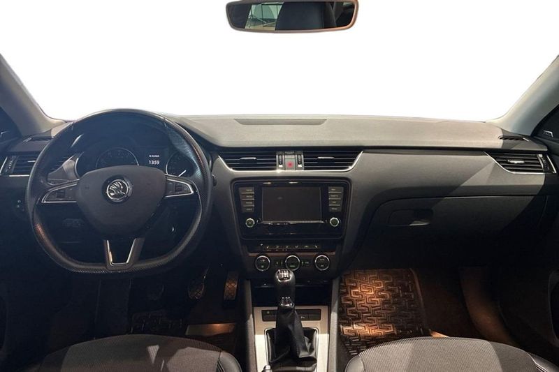Skoda Octavia bild 13