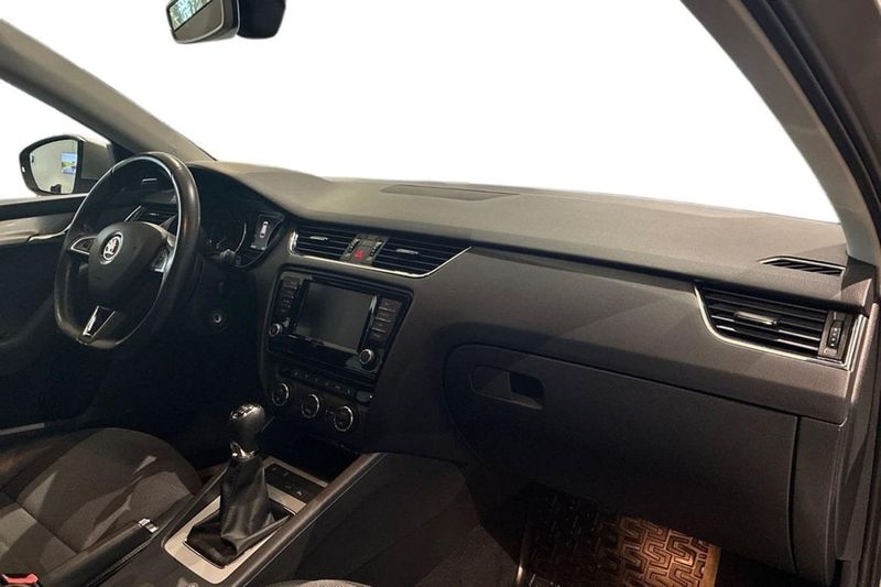 Skoda Octavia bild 18