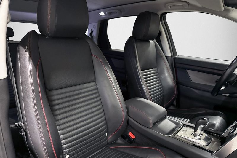 Land Rover Discovery Sport bild 12