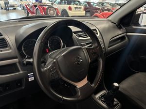 Suzuki Swift bild 9