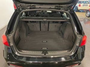 BMW 320 bild 9