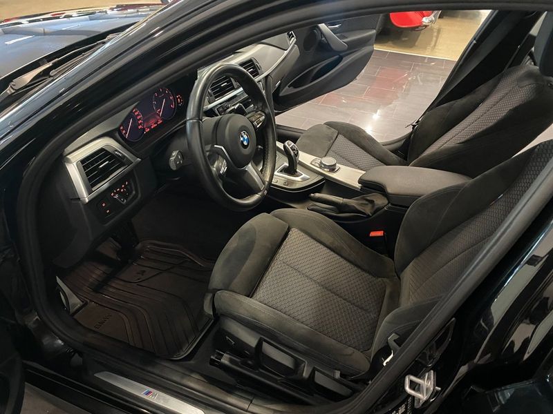 BMW 320 bild 16