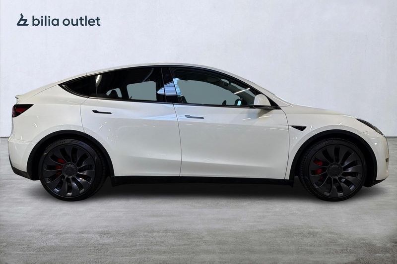 Tesla Model Y bild 5