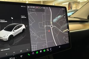 Tesla Model Y bild 19