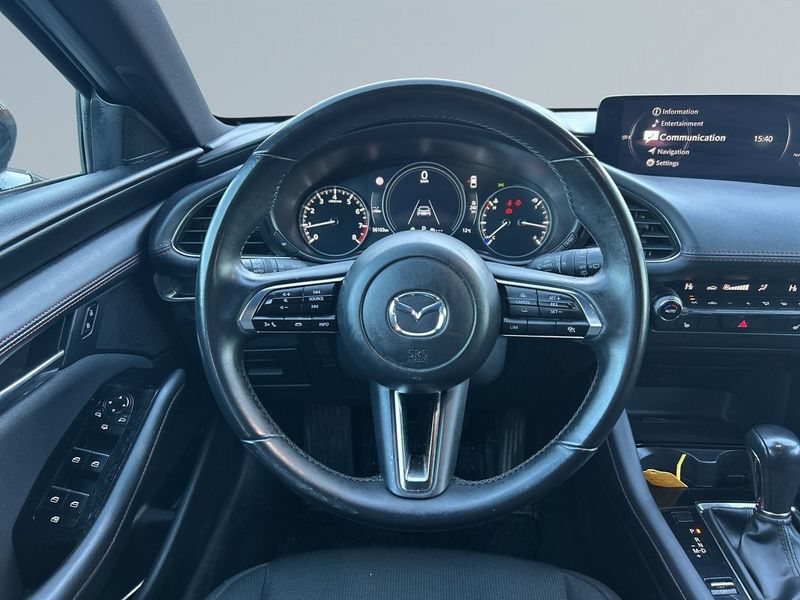 Mazda 3 bild 9