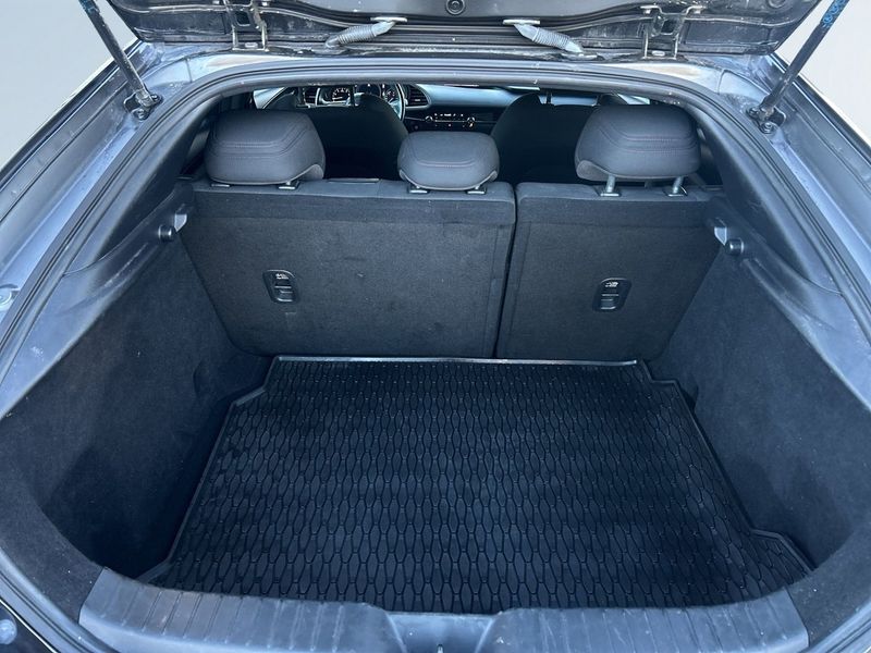 Mazda 3 bild 12