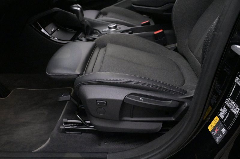 BMW X1 bild 11
