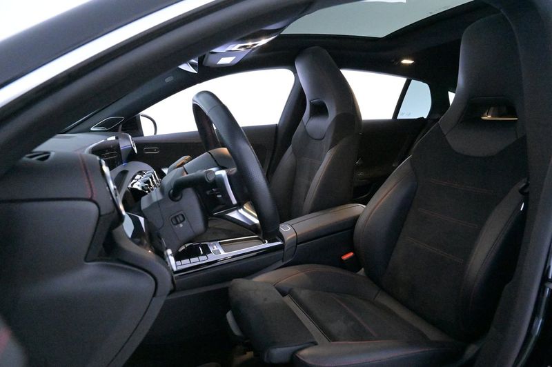 Mercedes CLA250 bild 9