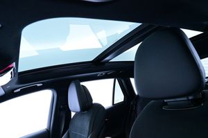 Mercedes GLC300 bild 25