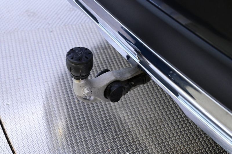 Mercedes GLC300 bild 26