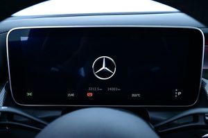 Mercedes GLC300 bild 10