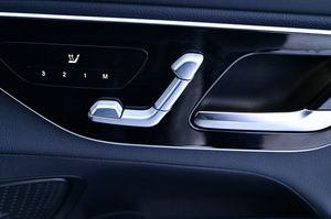 Mercedes GLC300 bild 16