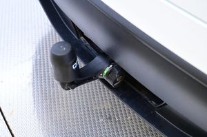 Tesla Model Y bild 25