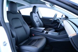 Tesla Model 3 bild 12