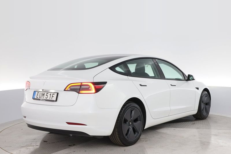 Tesla Model 3 bild 5