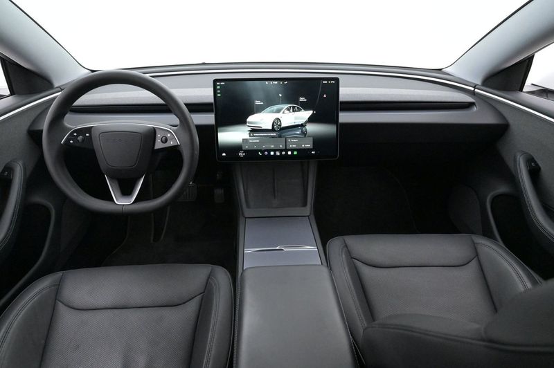 Tesla Model 3 bild 6