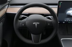 Tesla Model Y bild 7