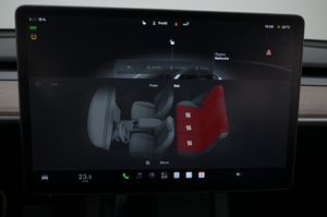 Tesla Model Y bild 18