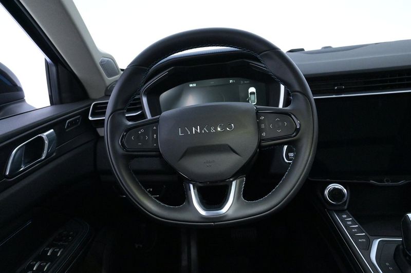 Lynk & Co 01 bild 7