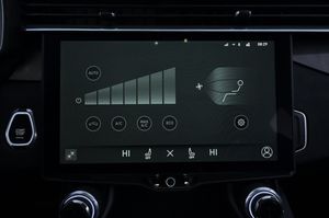 Lynk & Co 01 bild 18