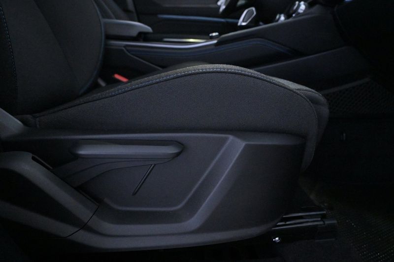 Lynk & Co 01 bild 14
