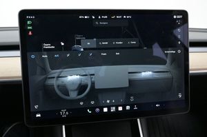 Tesla Model 3 bild 18