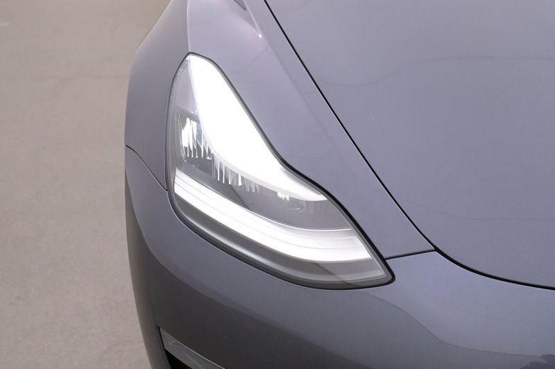 Tesla Model 3 bild 26