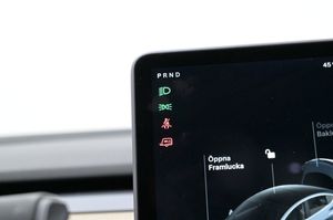 Tesla Model 3 bild 23