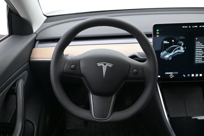 Tesla Model 3 bild 7