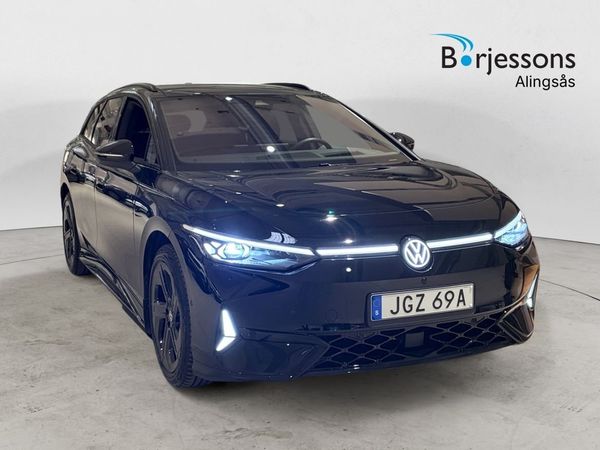 Volkswagen ID.7 GTX 340hk Drag/Pano/360/H&K - 2026